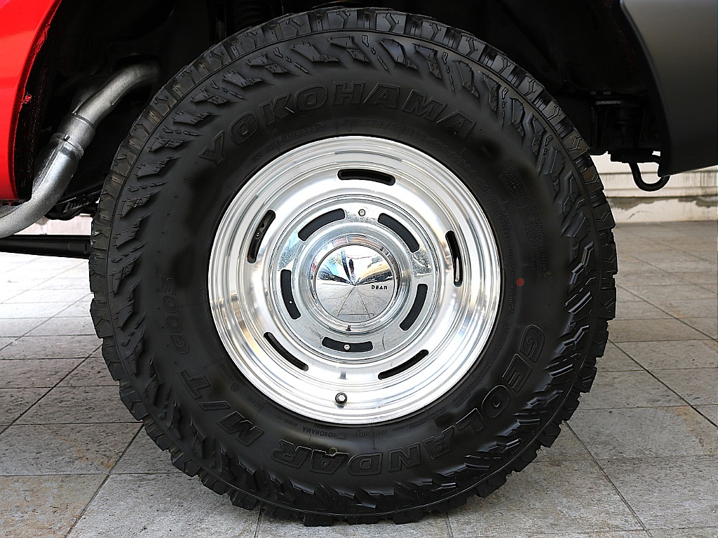 DEANクロスカントリー16インチアルミホイールにYOKOHAMAジオランダーMTタイヤを装備済み！
