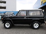 トヨタ ランドクルーザー70(4枚目)