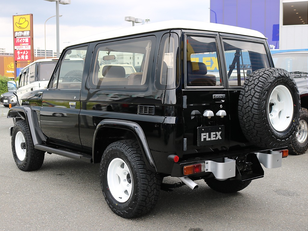 トヨタ ランドクルーザー70(6枚目)
