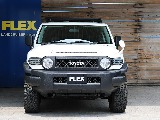 丸目２灯ヘッドライトがFJクルーザーの特徴です♪