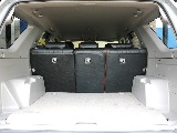 荷室も広々しておりますのでキャンプなどのアウトドアでも大活躍！