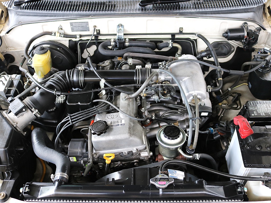 2700ccガソリンエンジン！