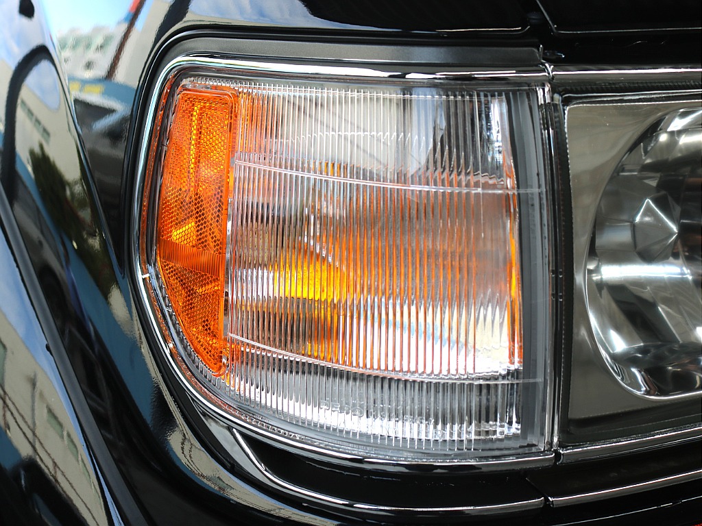 新品フロントコーナーレンズ！US感が漂います♪