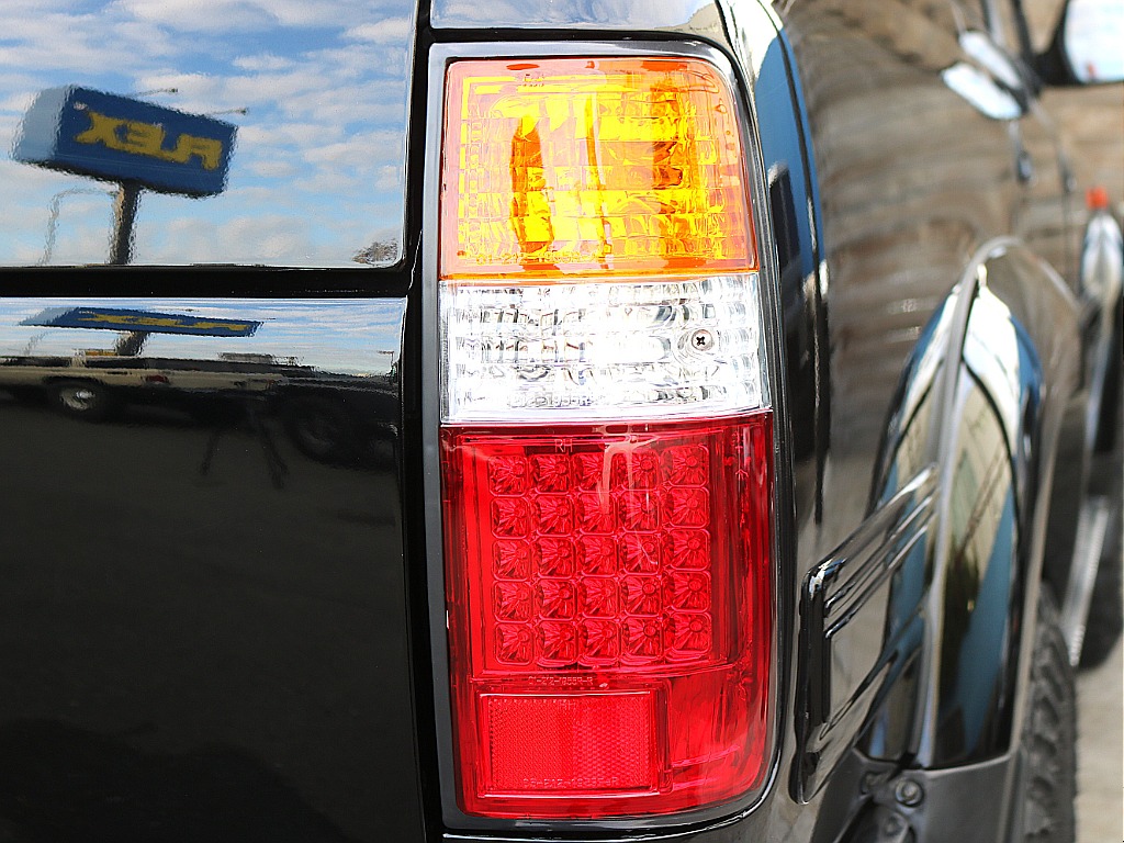 LEDテールも新品ですのでレンズ類は全換装となります！