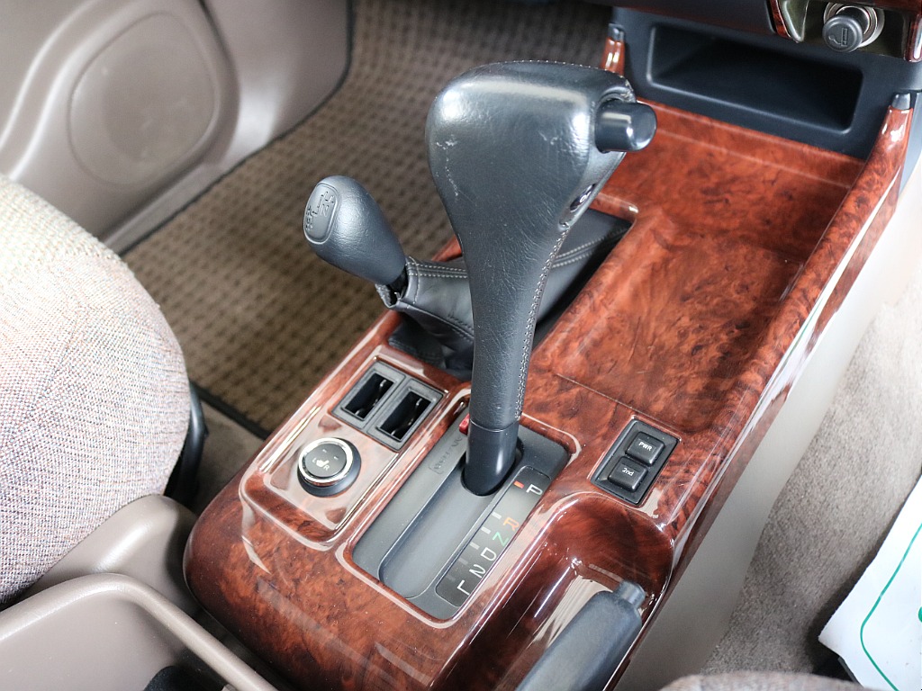 トヨタ ランドクルーザープラド(37枚目)