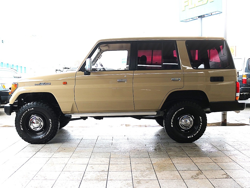 トヨタ ランドクルーザープラド(6枚目)