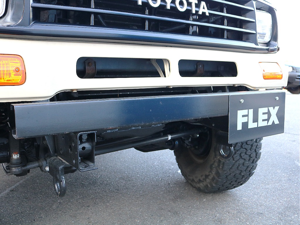 ショートバンパーで他の78プラドと差別化！