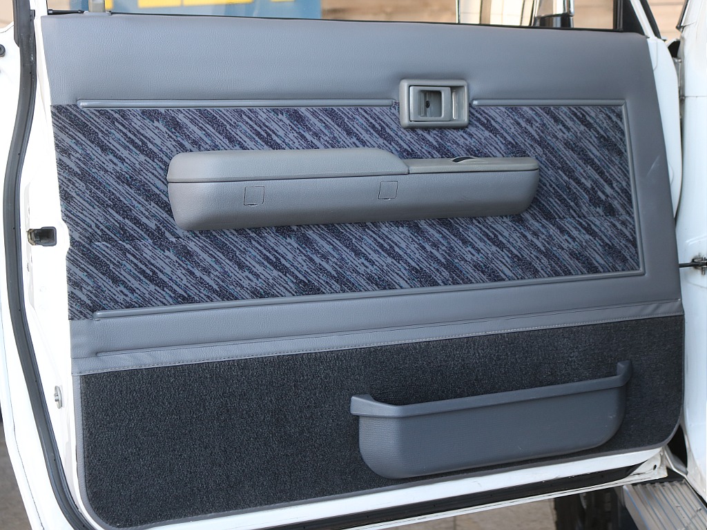 トヨタ ランドクルーザープラド(21枚目)