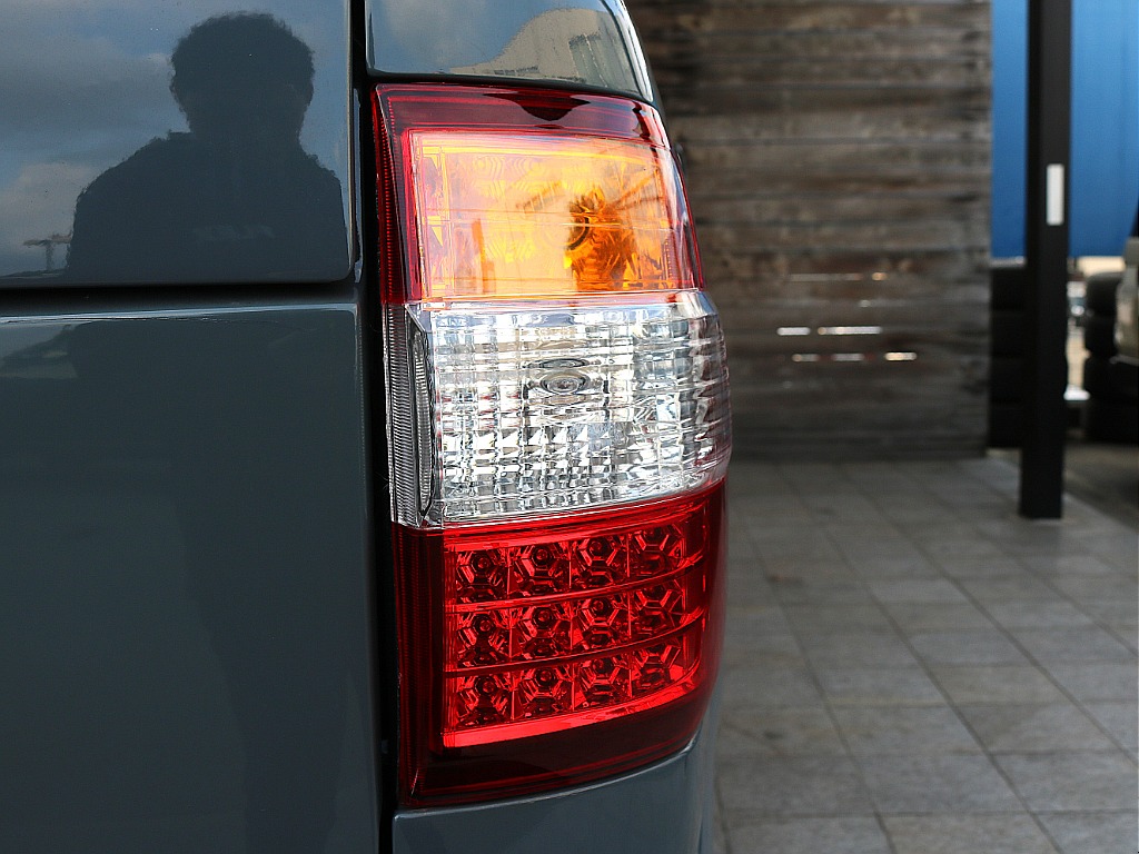 テールレンズもくすみ無く綺麗です！