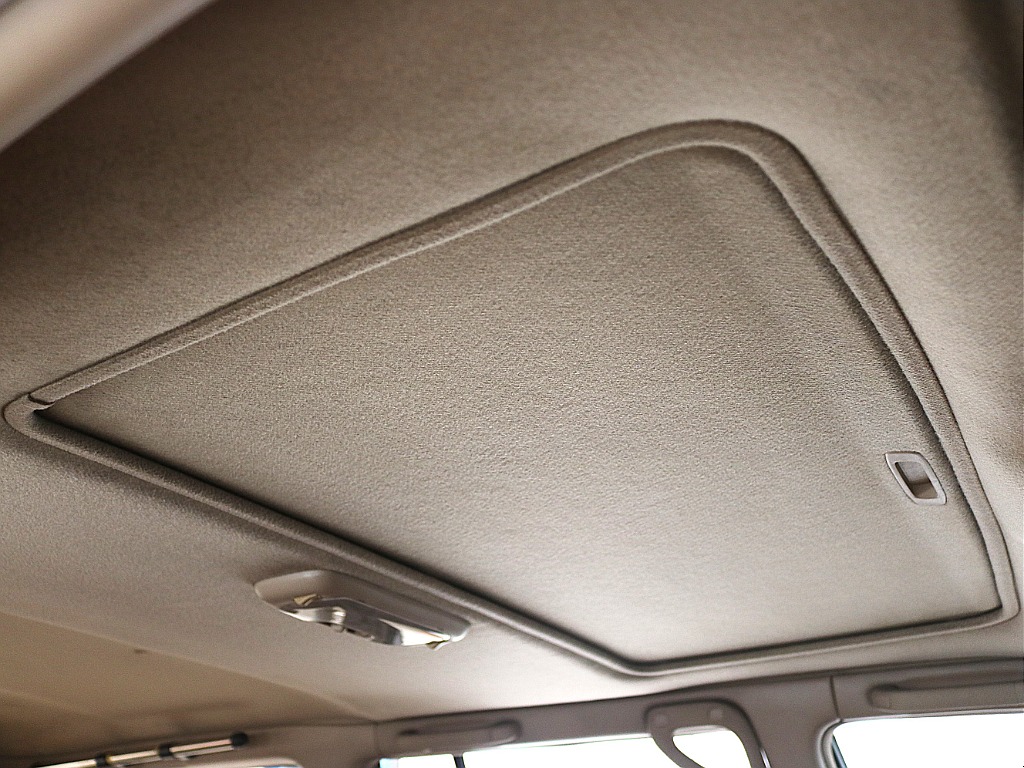 サンルーフも装備済み！