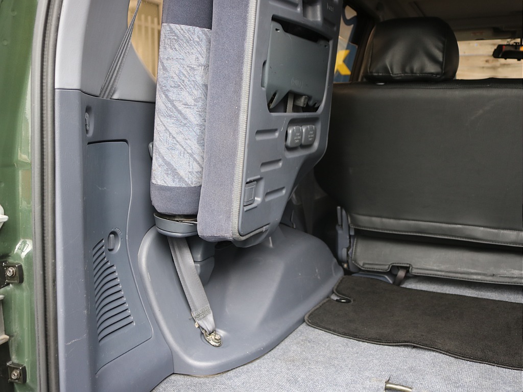 トヨタ ランドクルーザープラド(15枚目)