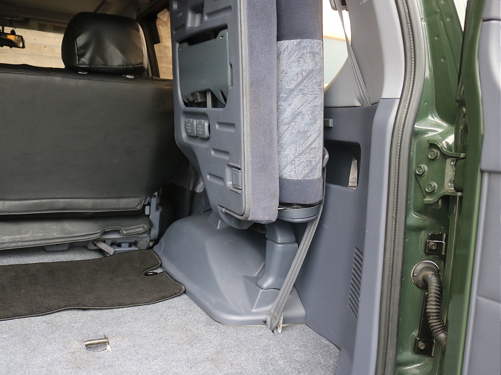 トヨタ ランドクルーザープラド(16枚目)