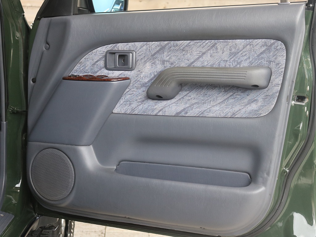 トヨタ ランドクルーザープラド(35枚目)