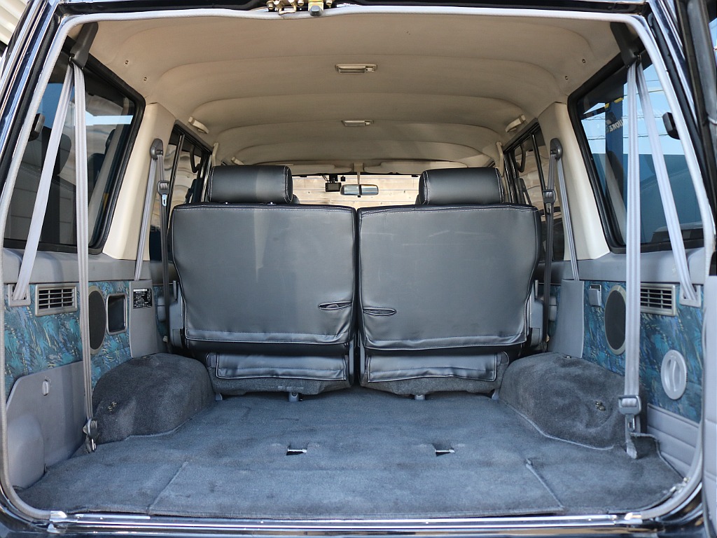 ラゲッジルームになります！縦横高さある空間になります。広々とお使いください！