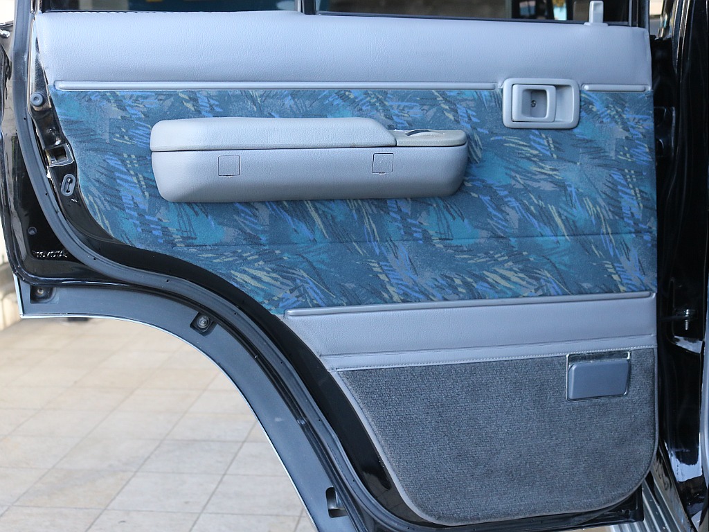 ドア内張になります！好みの仕様にカスタマイズ可能です！お気軽にご相談ください！