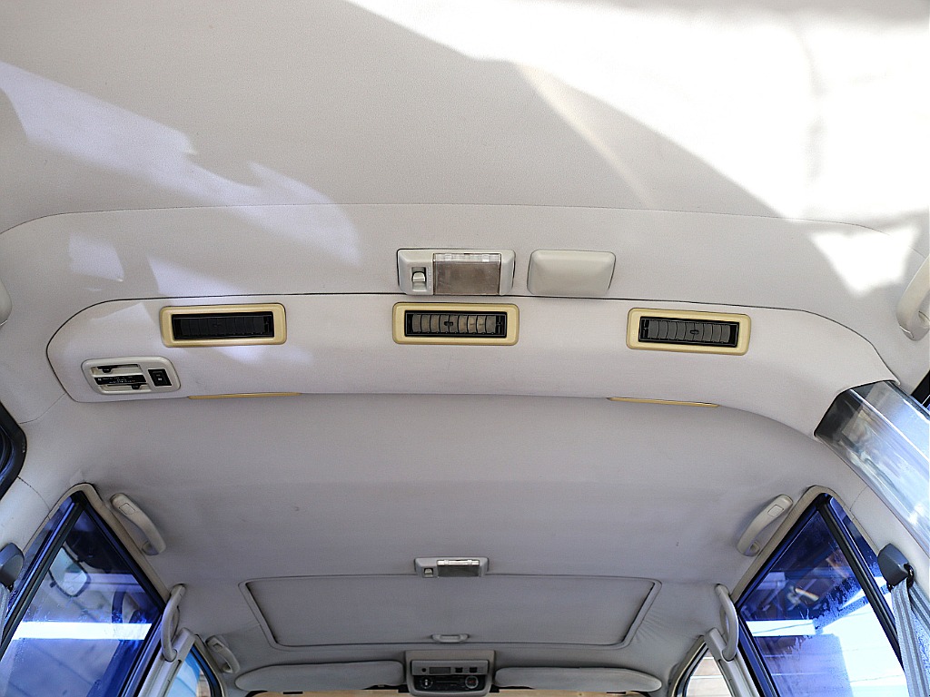 トヨタ ランドクルーザー80(21枚目)