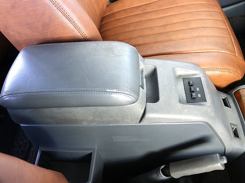 トヨタ ランドクルーザー80(28枚目)