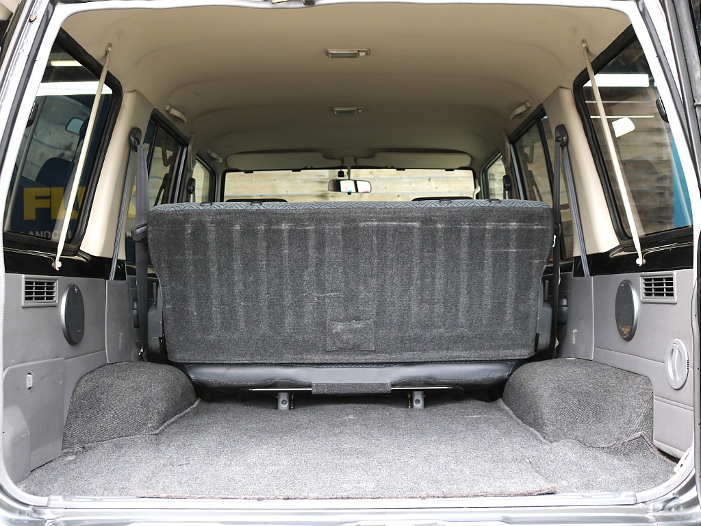 トヨタ ランドクルーザー70(13枚目)