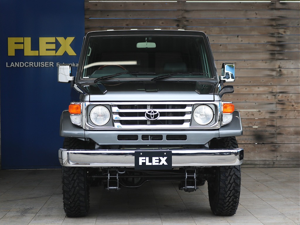 トヨタ ランドクルーザー70(3枚目)