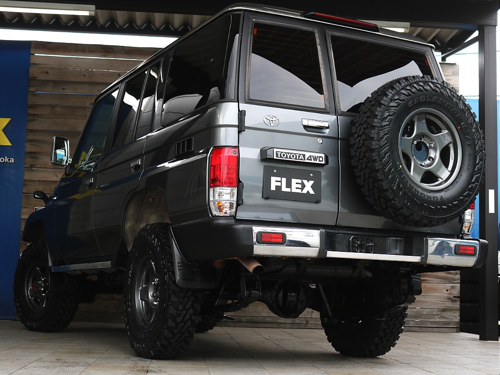 トヨタ ランドクルーザー70(7枚目)