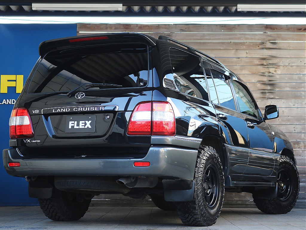 トヨタ ランドクルーザー100(8枚目)
