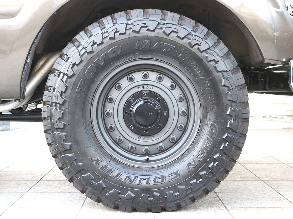 トヨタ ランドクルーザー80(15枚目)