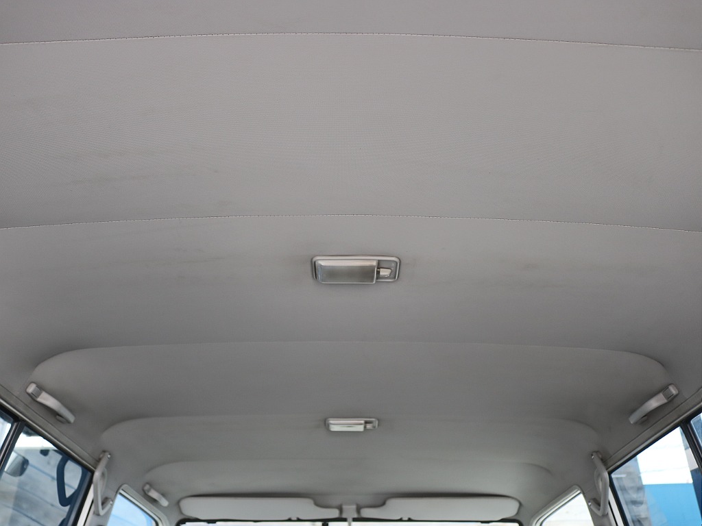 トヨタ ランドクルーザー70(16枚目)