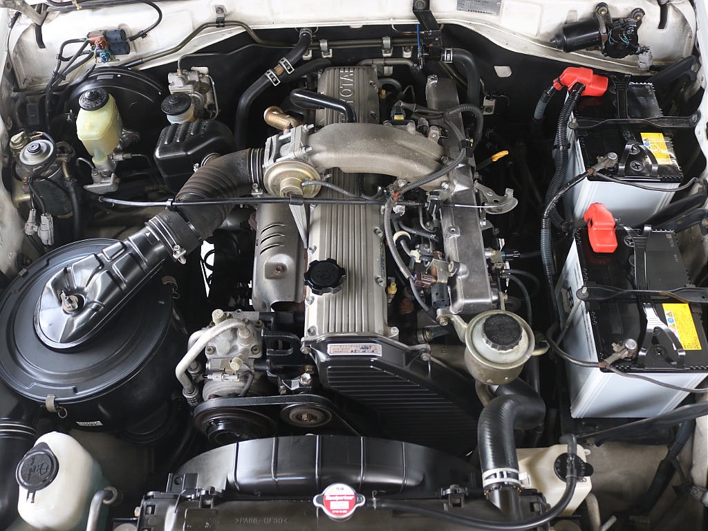 トヨタ ランドクルーザー70(18枚目)