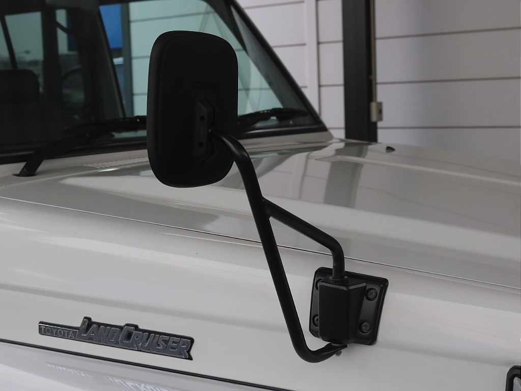 トヨタ ランドクルーザー70(32枚目)