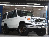 トヨタ ランドクルーザー70(4枚目)