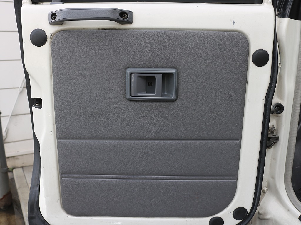 トヨタ ランドクルーザー70(42枚目)