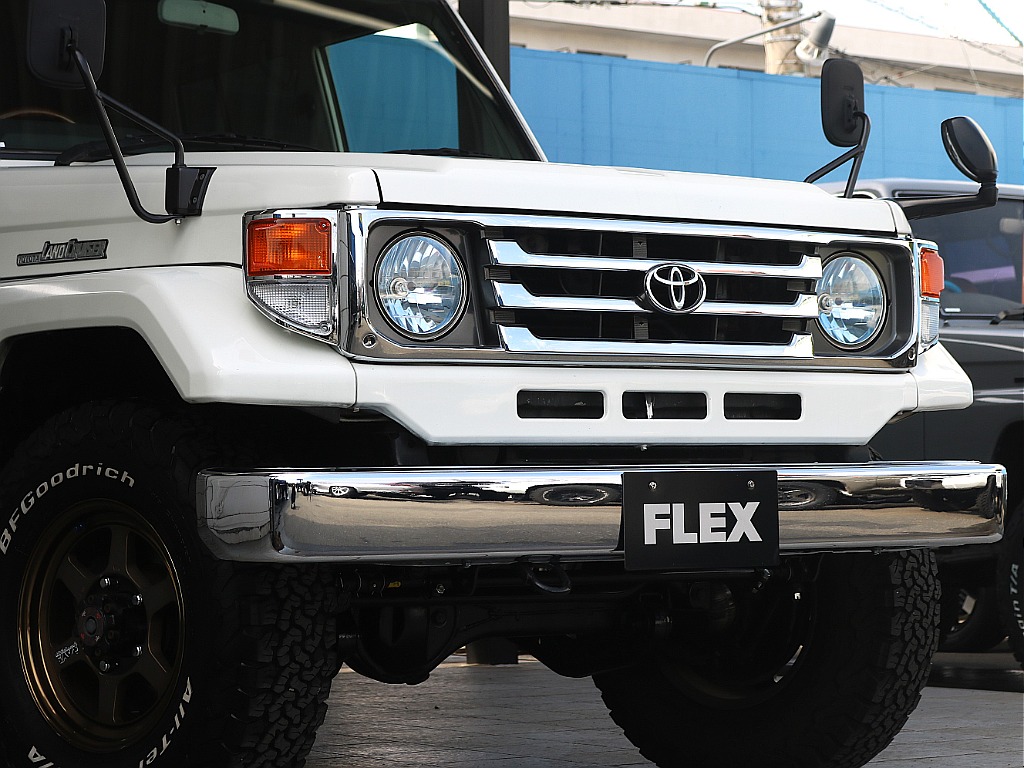 トヨタ ランドクルーザー70(9枚目)