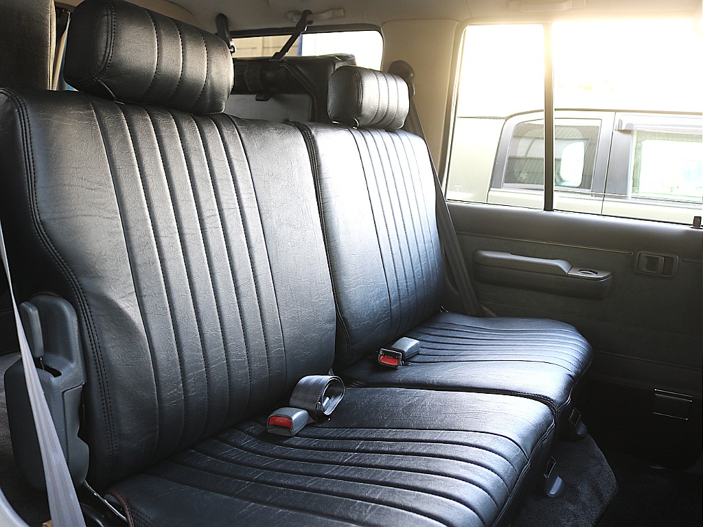 トヨタ ランドクルーザープラド(14枚目)