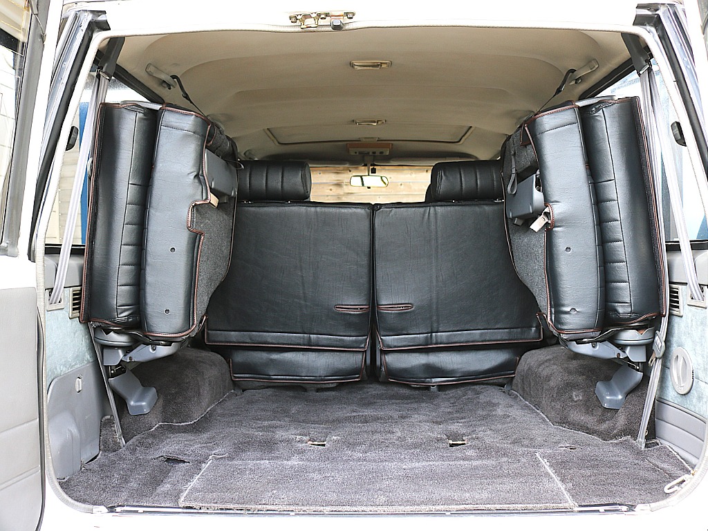 トヨタ ランドクルーザープラド(15枚目)