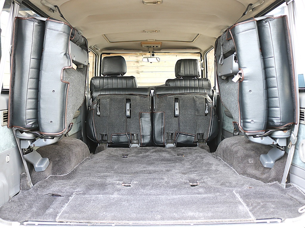 トヨタ ランドクルーザープラド(16枚目)