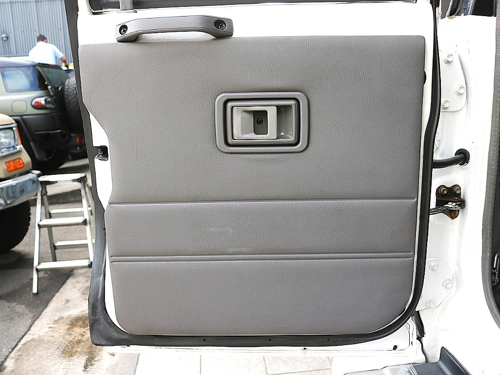 トヨタ ランドクルーザープラド(17枚目)