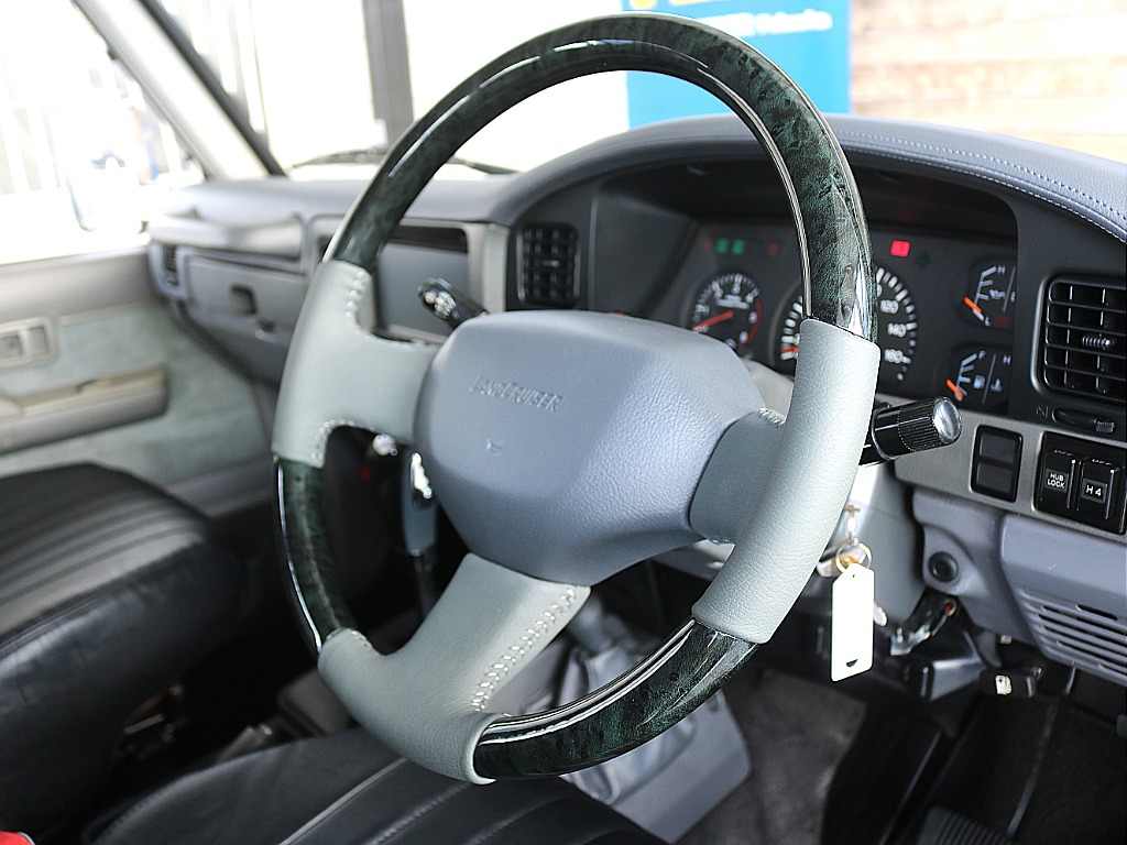 トヨタ ランドクルーザープラド(36枚目)