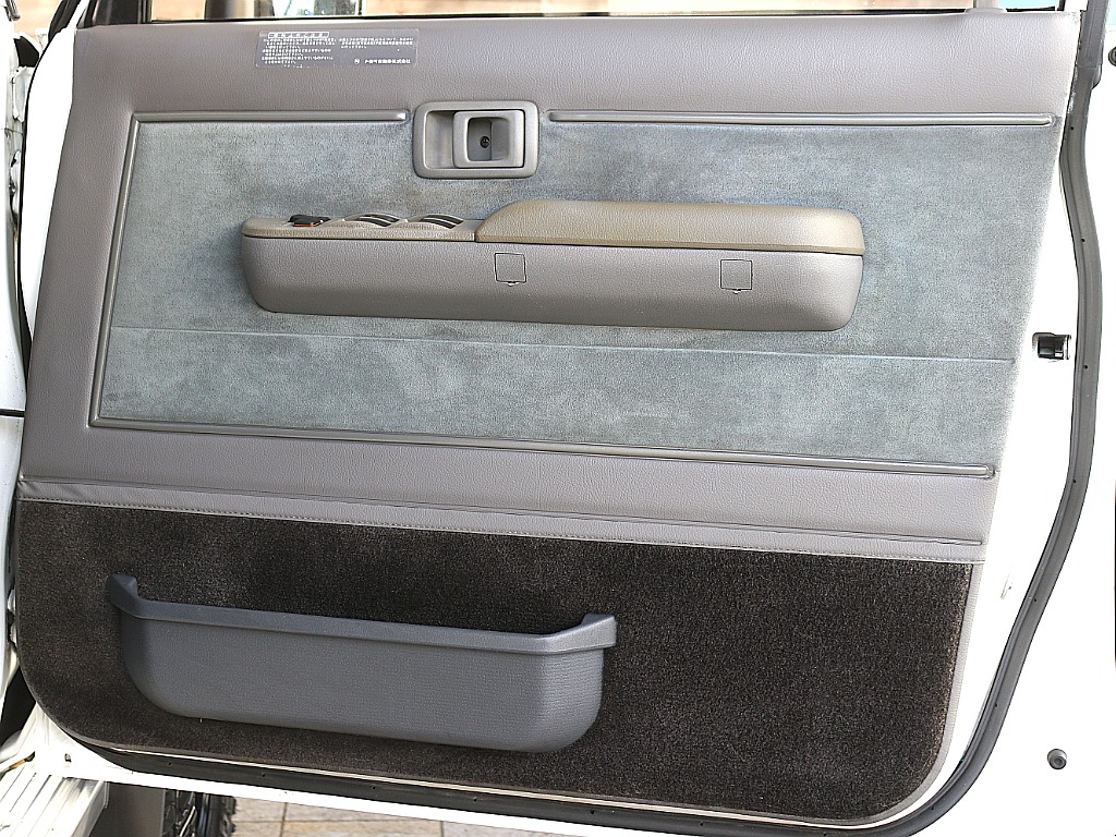 トヨタ ランドクルーザープラド(44枚目)