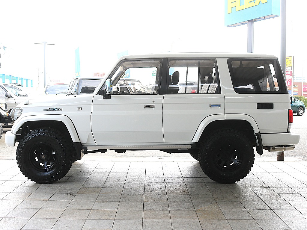 トヨタ ランドクルーザープラド(6枚目)