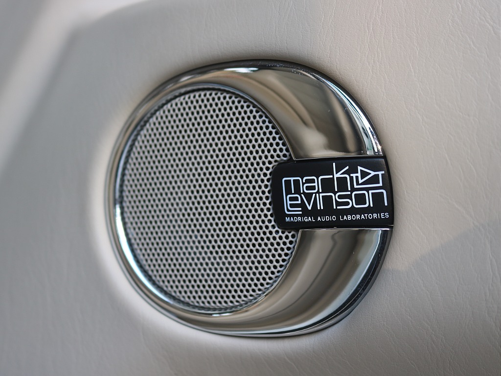 トヨタ ランドクルーザーシグナス(35枚目)