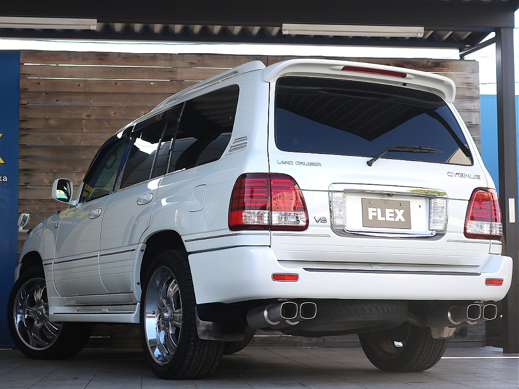 トヨタ ランドクルーザーシグナス(7枚目)