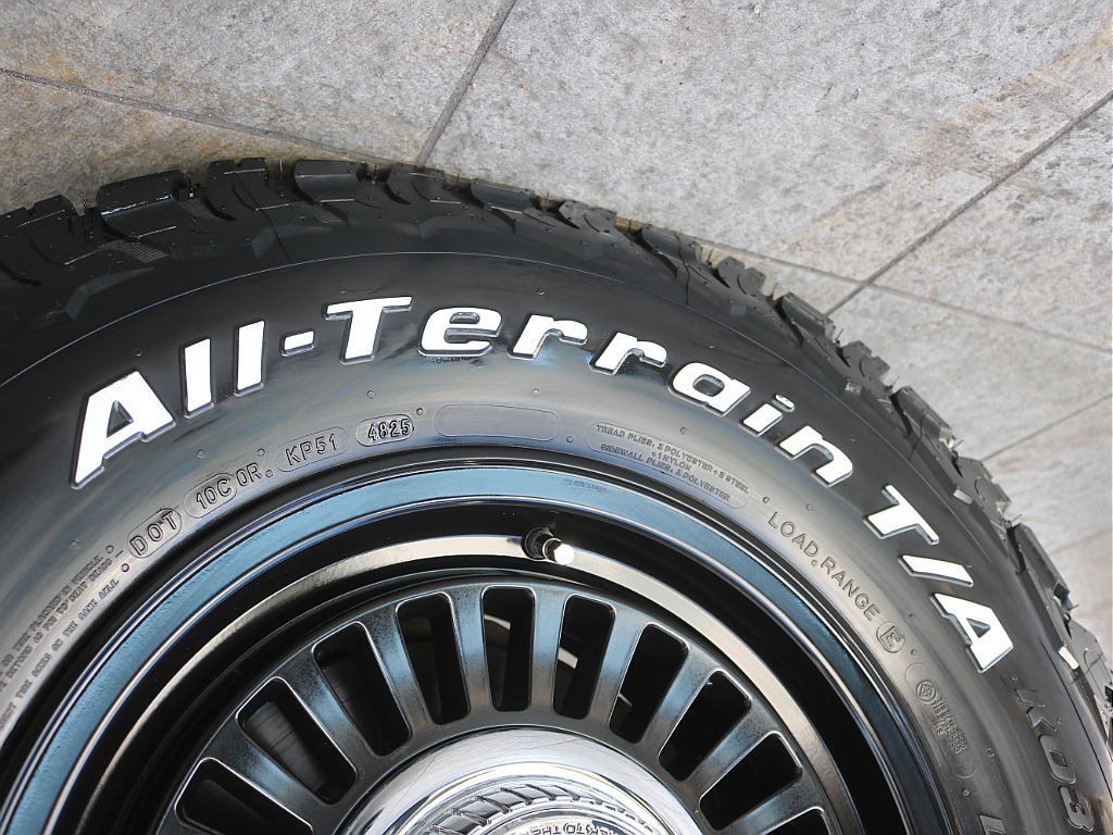 トヨタ ハイラックスサーフ(12枚目)