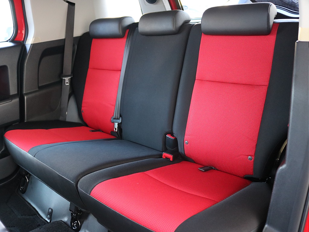 トヨタ&nbsp;FJクルーザー&nbsp;4.0 4WD&nbsp;&nbsp;福岡県の詳細画像&nbsp;その13