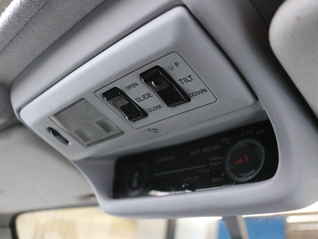 トヨタ ランドクルーザー80(21枚目)