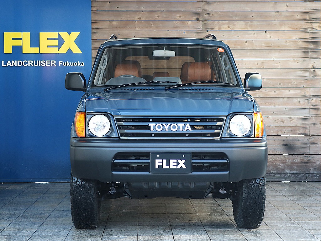 トヨタ ランドクルーザープラド(3枚目)