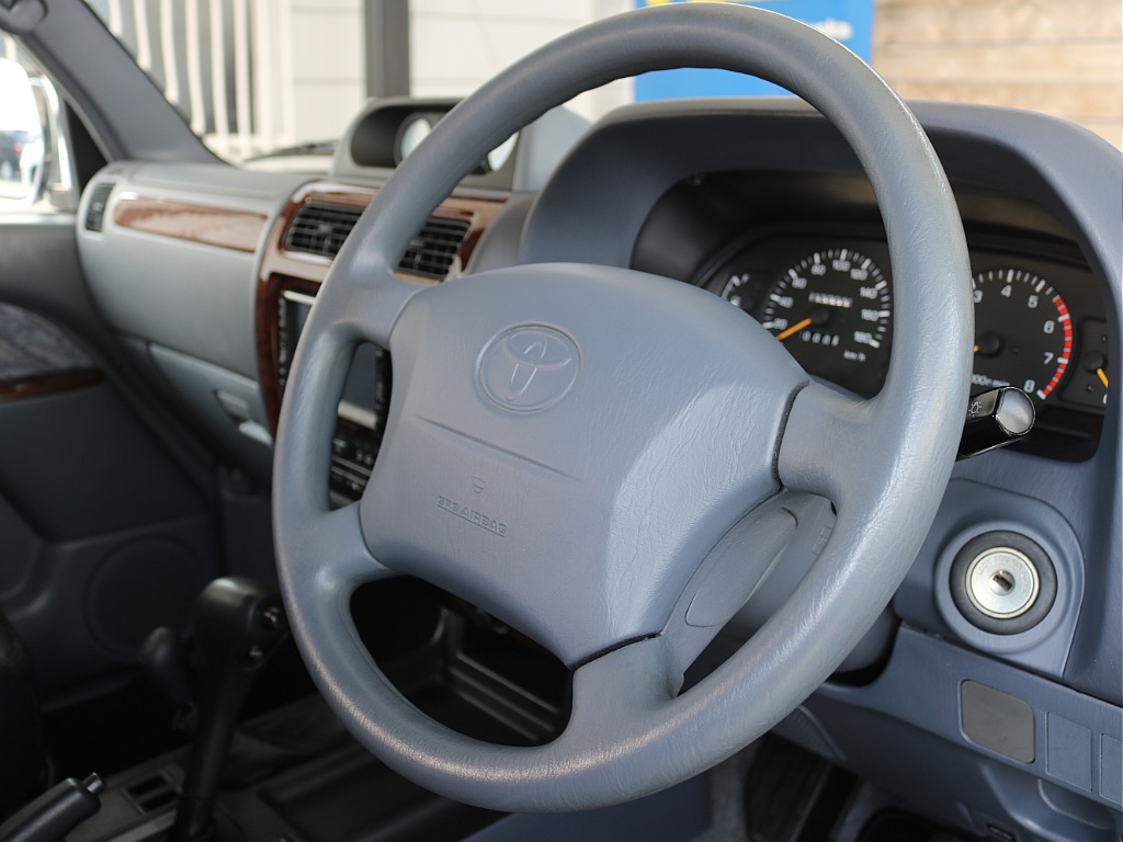 トヨタ ランドクルーザープラド(11枚目)