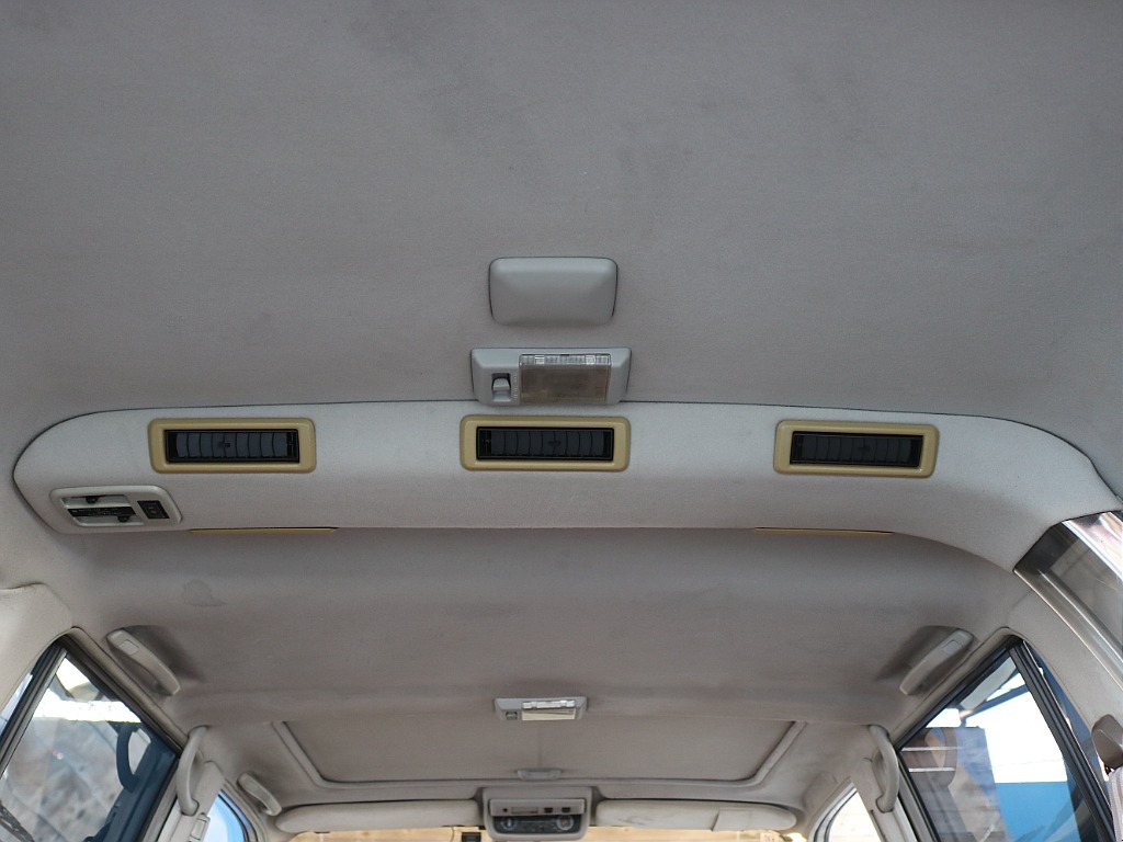 トヨタ ランドクルーザー80(16枚目)