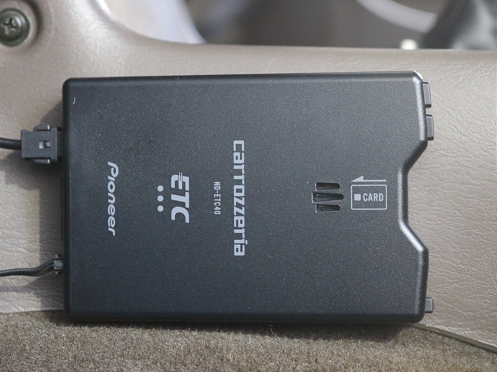 トヨタ ランドクルーザー80(24枚目)