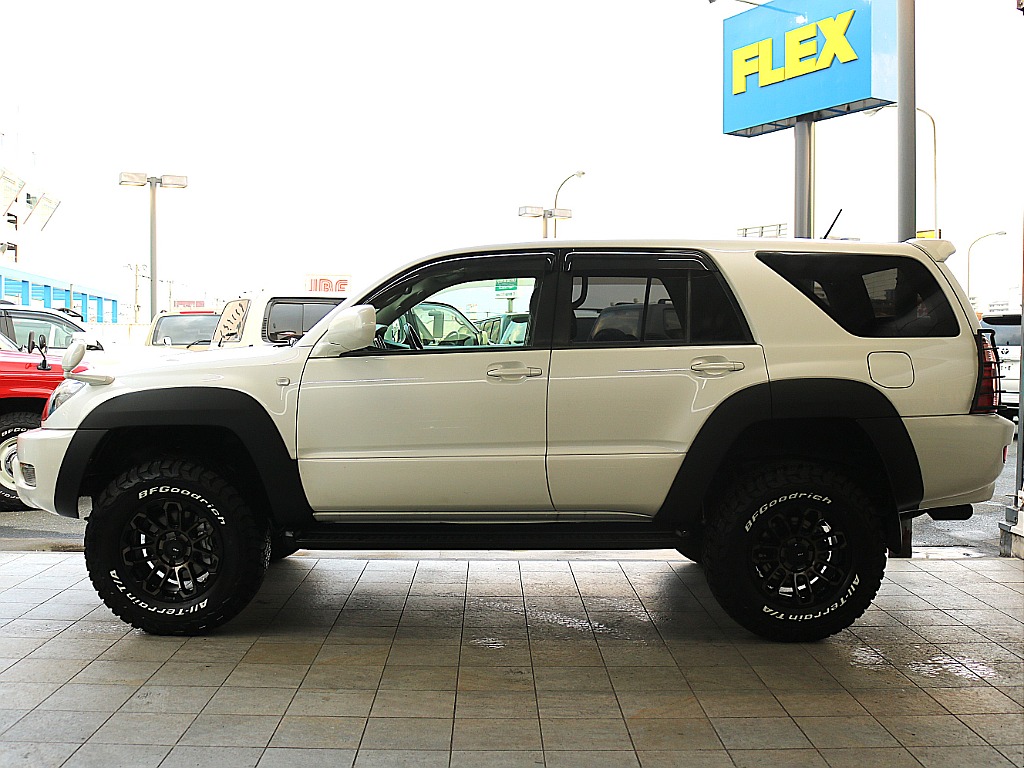 トヨタ ハイラックスサーフ(5枚目)