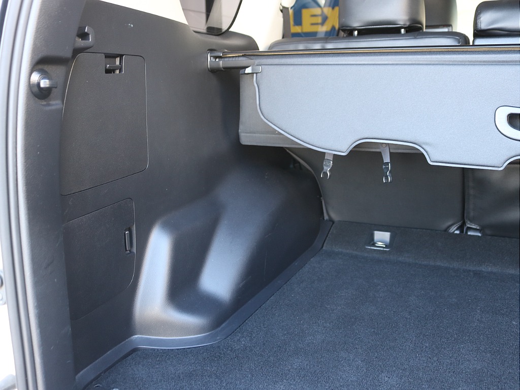 トヨタ ランドクルーザープラド(18枚目)